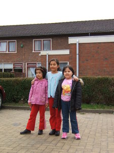 Shahrin, Manahil and Sadia , Holand
